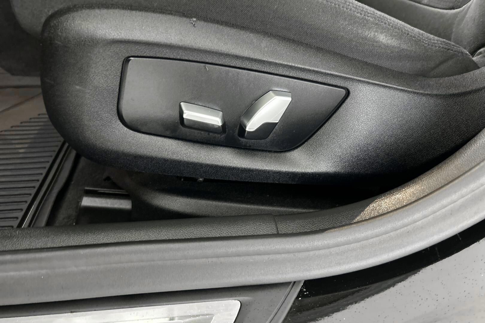 BMW 5-SARJA iso kuva 29