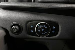 Ford Transit esikatselu 20