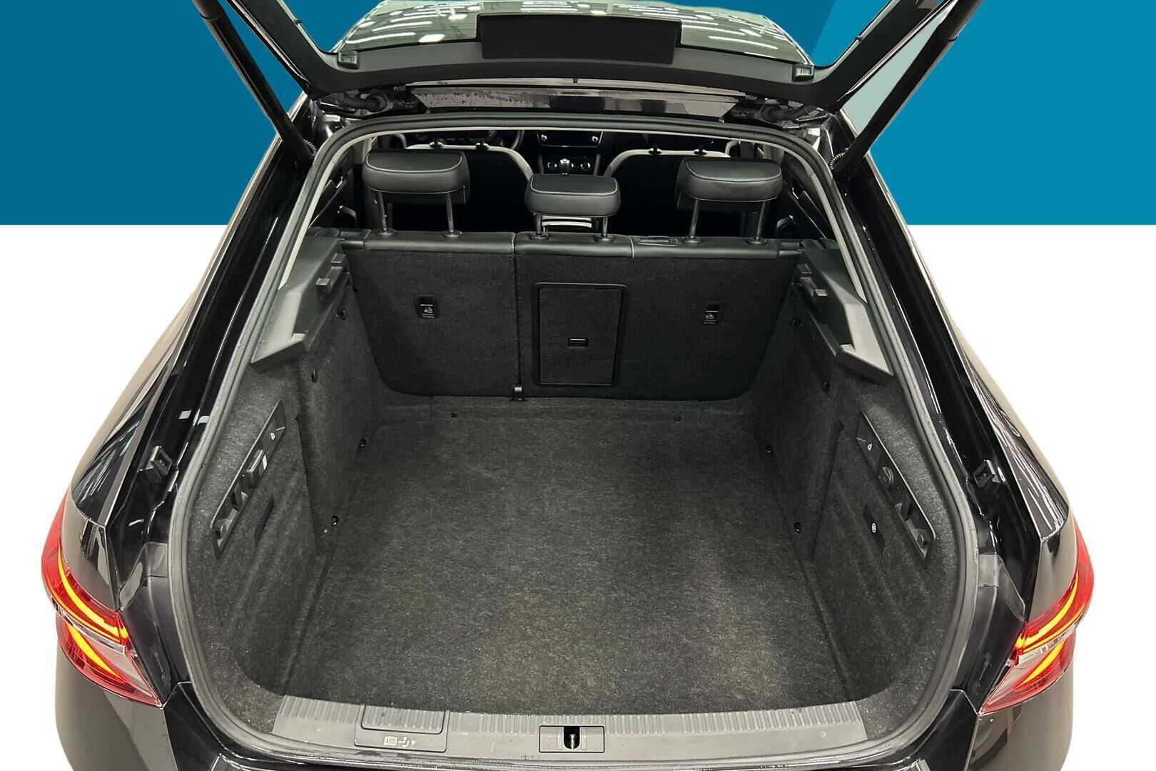 Skoda Superb iso kuva 11