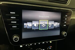 Skoda Superb esikatselu 17