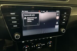 Skoda Superb esikatselu 19