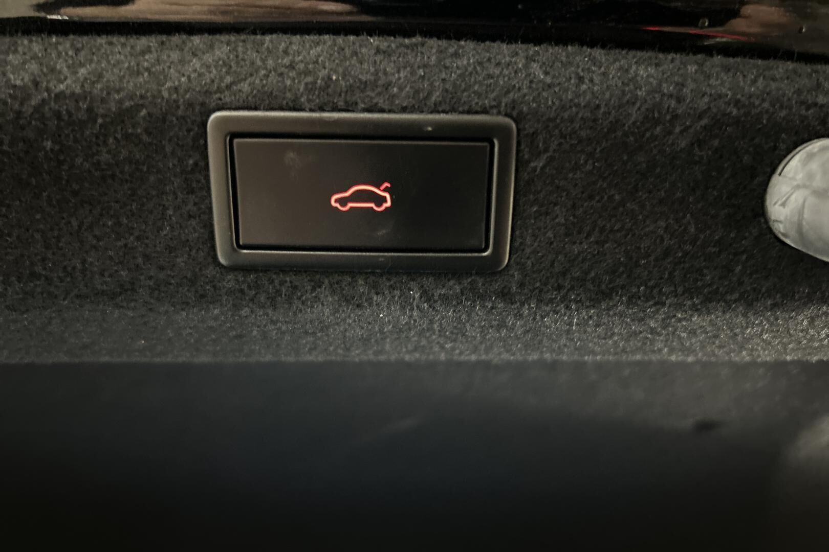 Skoda Superb iso kuva 33