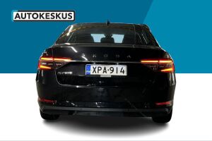 Skoda Superb esikatselu 6