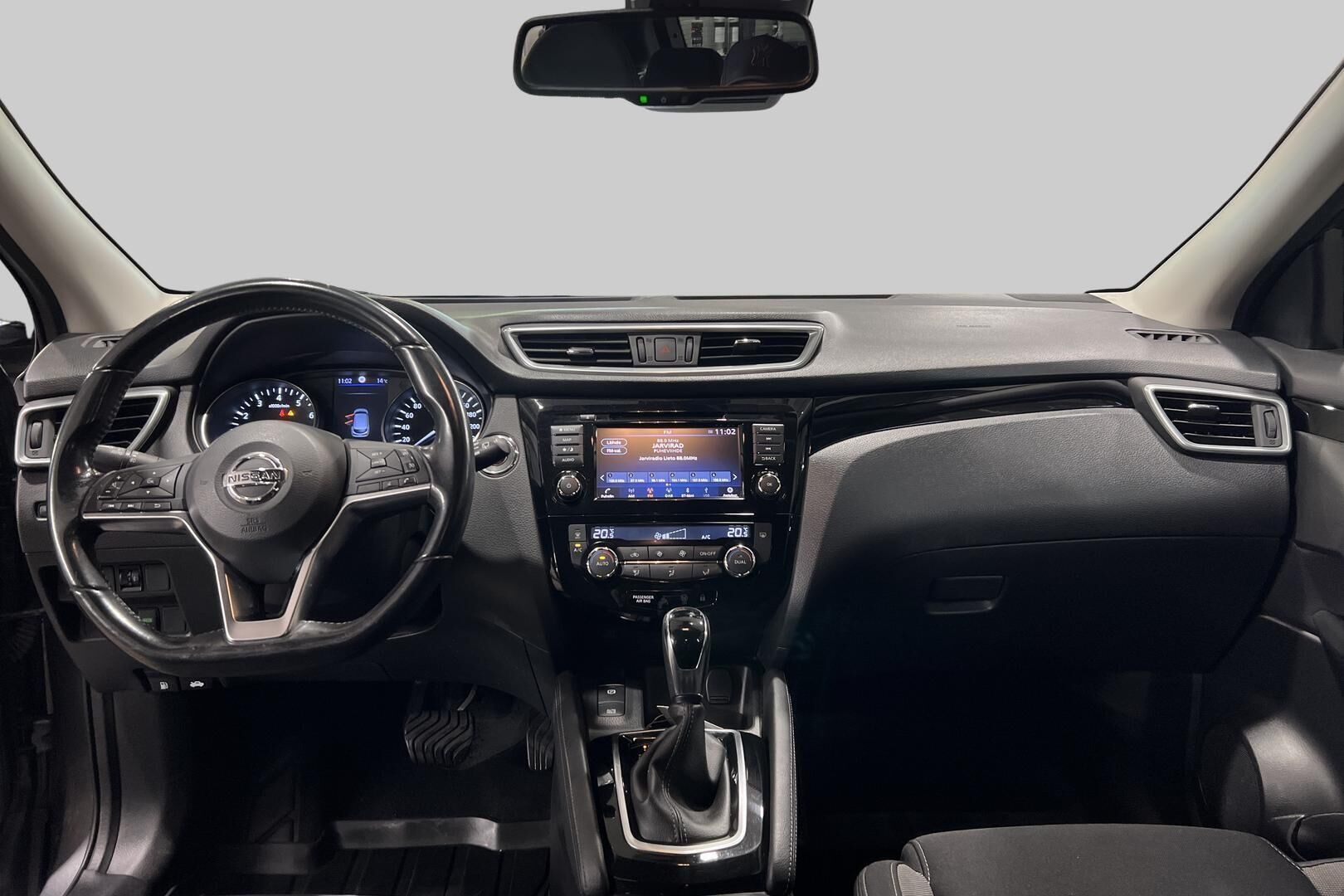Nissan Qashqai iso kuva 9