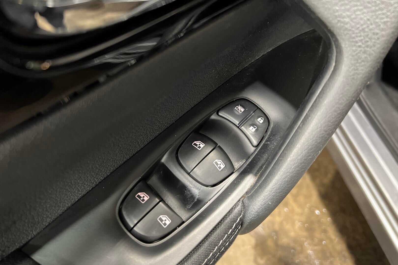 Nissan Qashqai iso kuva 14