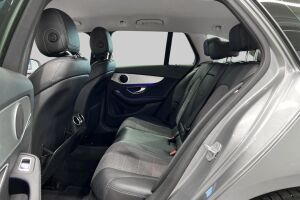 Mercedes-Benz C esikatselu 10