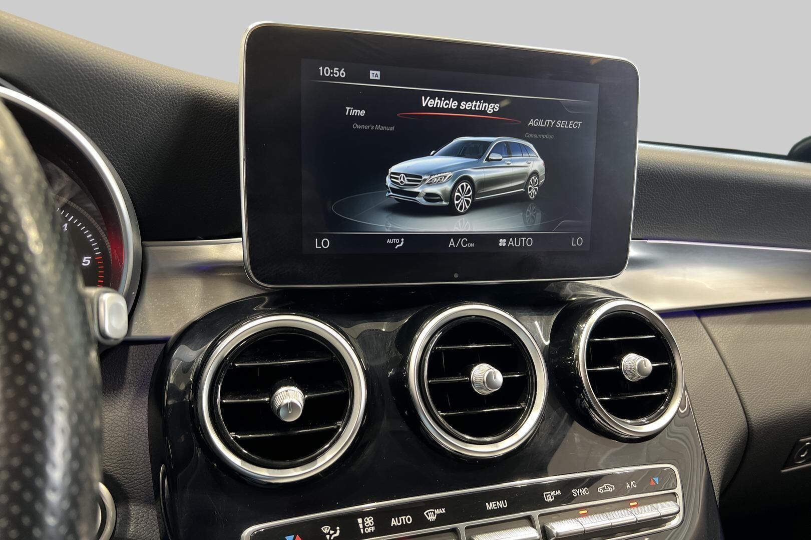 Mercedes-Benz C iso kuva 17