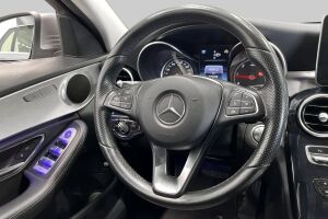 Mercedes-Benz C esikatselu 35