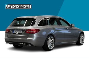 Mercedes-Benz C esikatselu 5