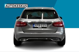 Mercedes-Benz C esikatselu 6