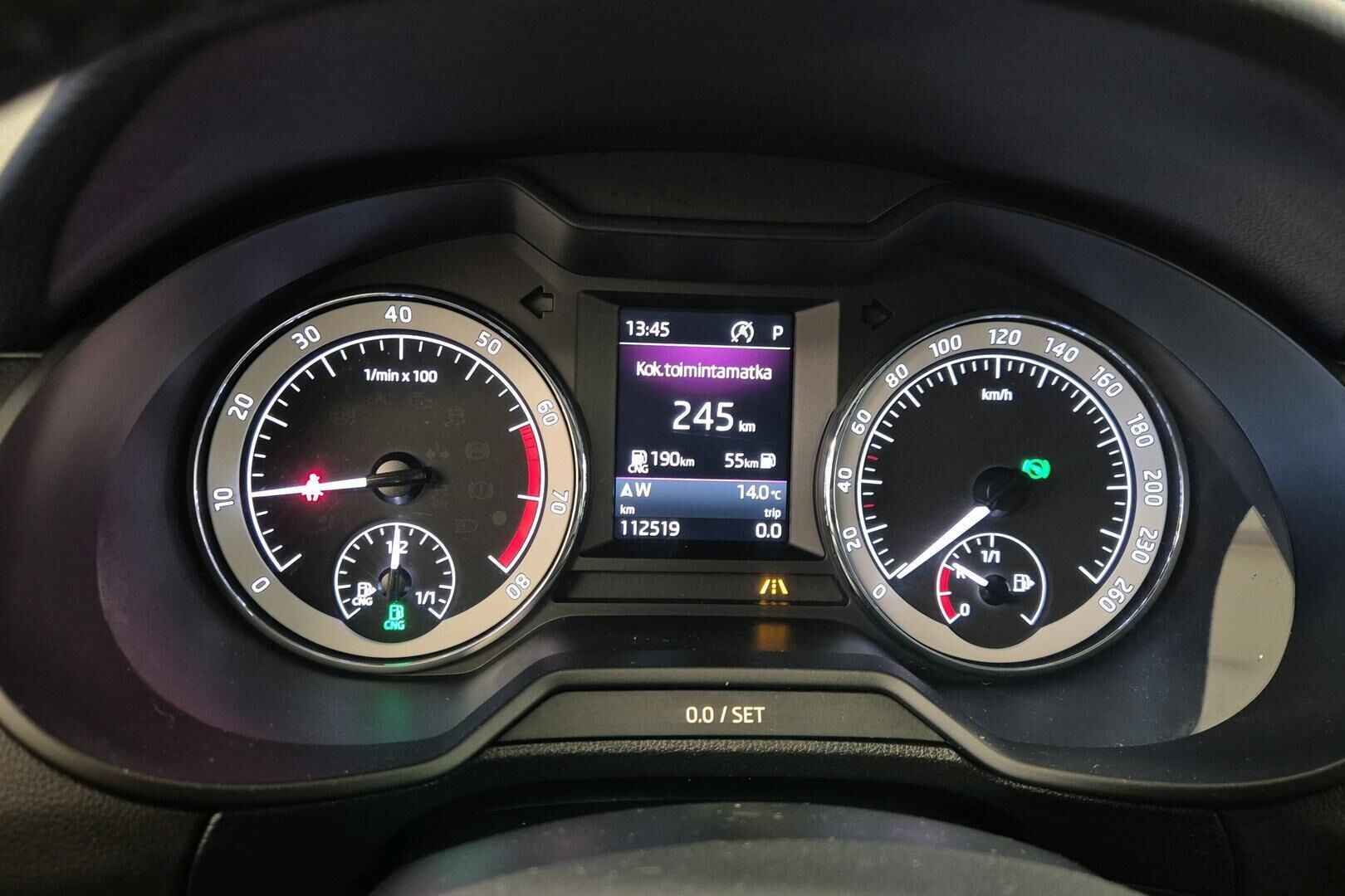 Skoda Octavia iso kuva 14