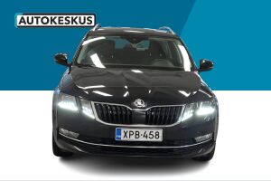 Skoda Octavia esikatselu 2