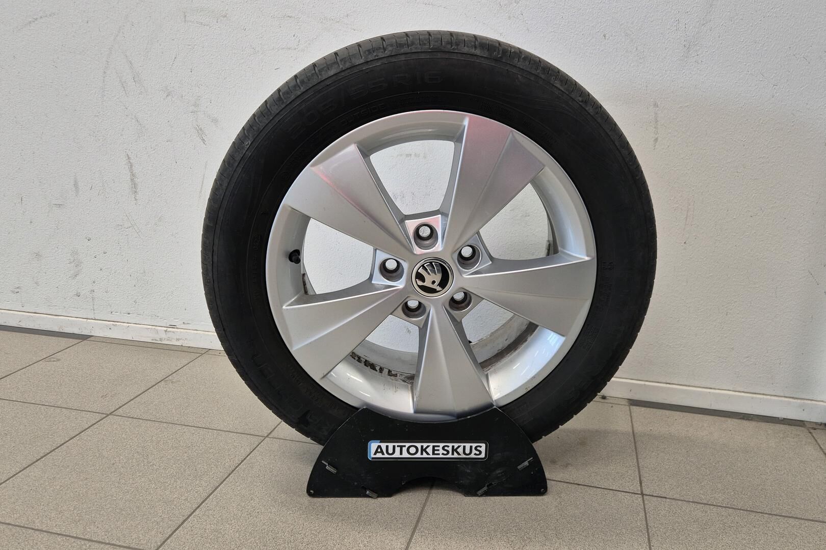 Skoda Octavia iso kuva 23