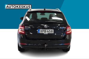 Skoda Octavia esikatselu 6