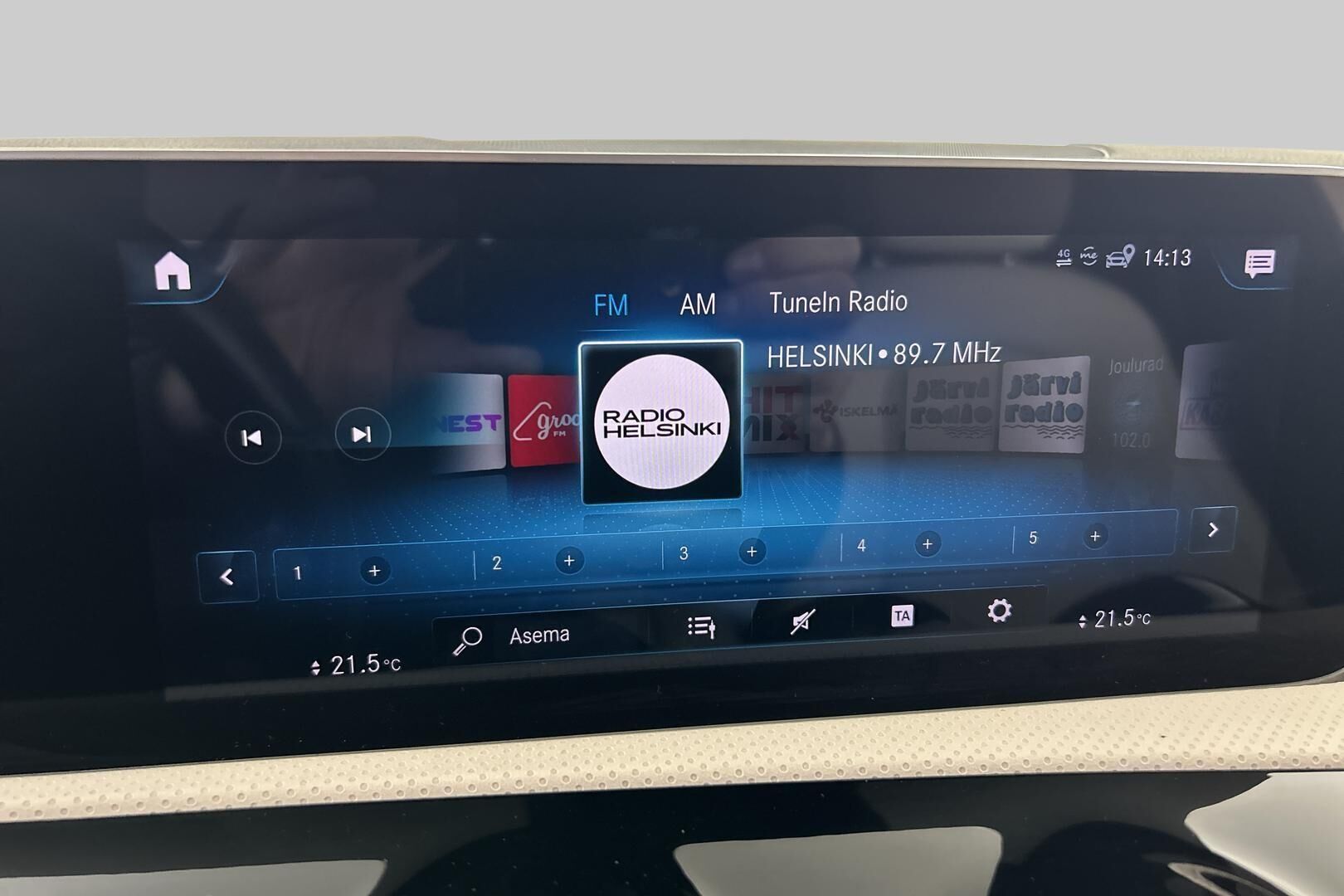 Mercedes-Benz CLA iso kuva 11