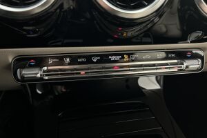 Mercedes-Benz CLA esikatselu 14