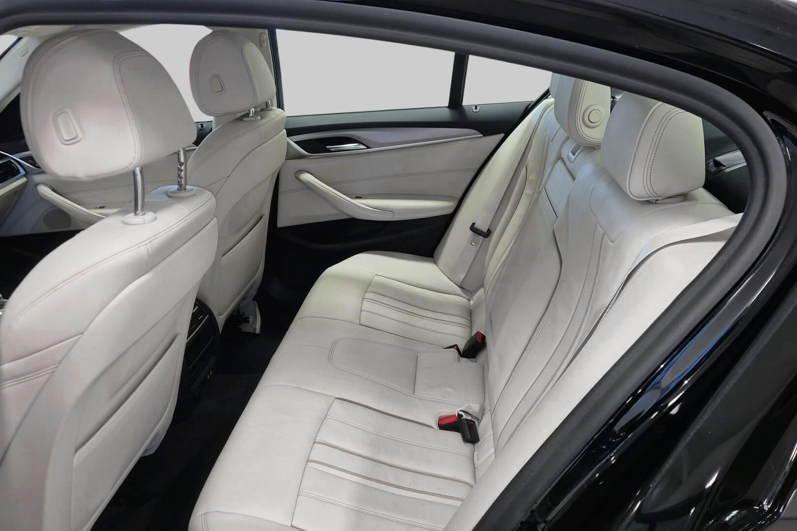 BMW 5-sarja iso kuva 10