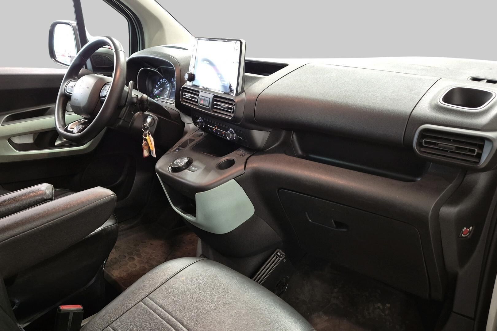 Citroen Berlingo iso kuva 5