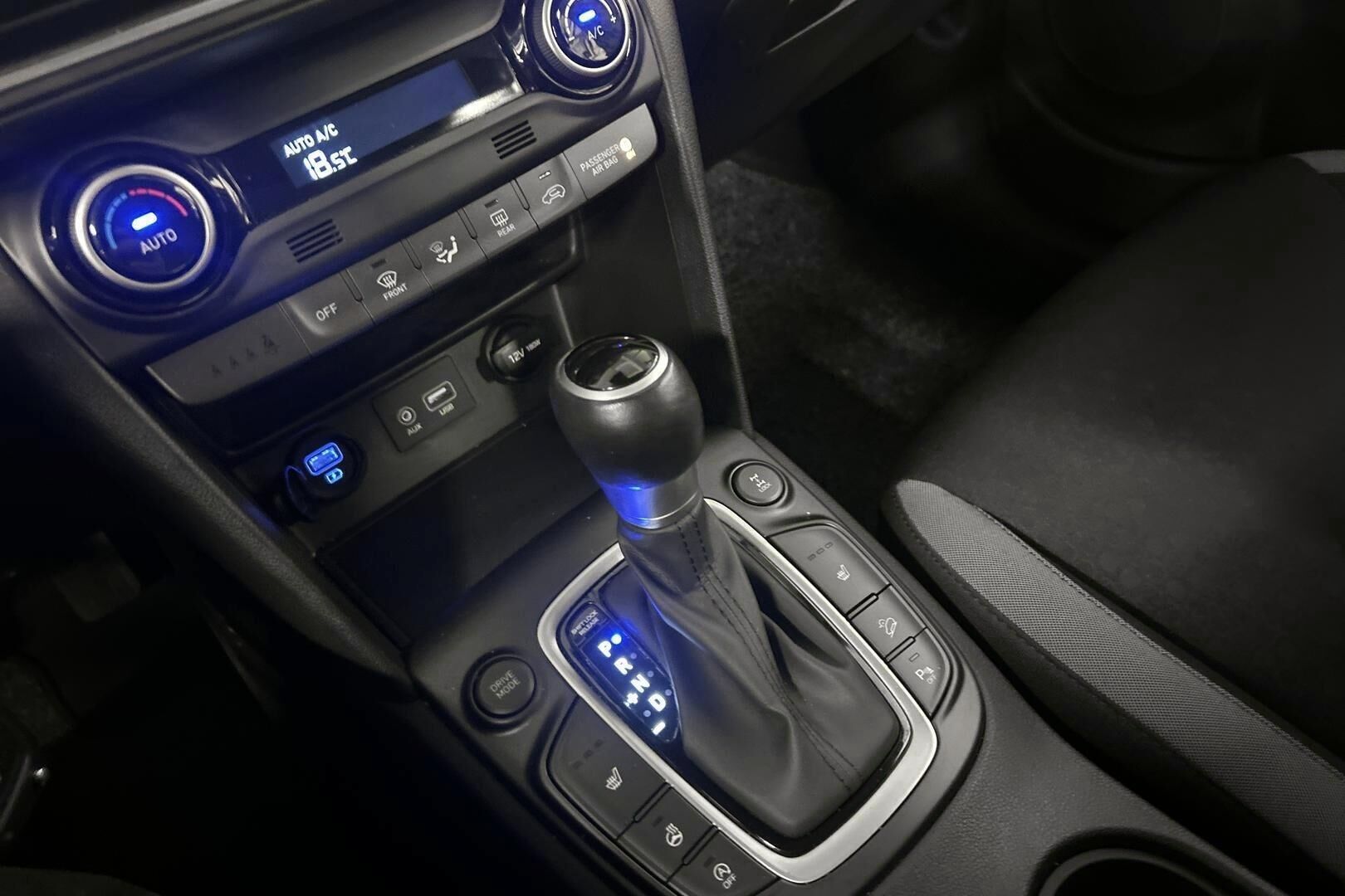 Hyundai KONA iso kuva 13