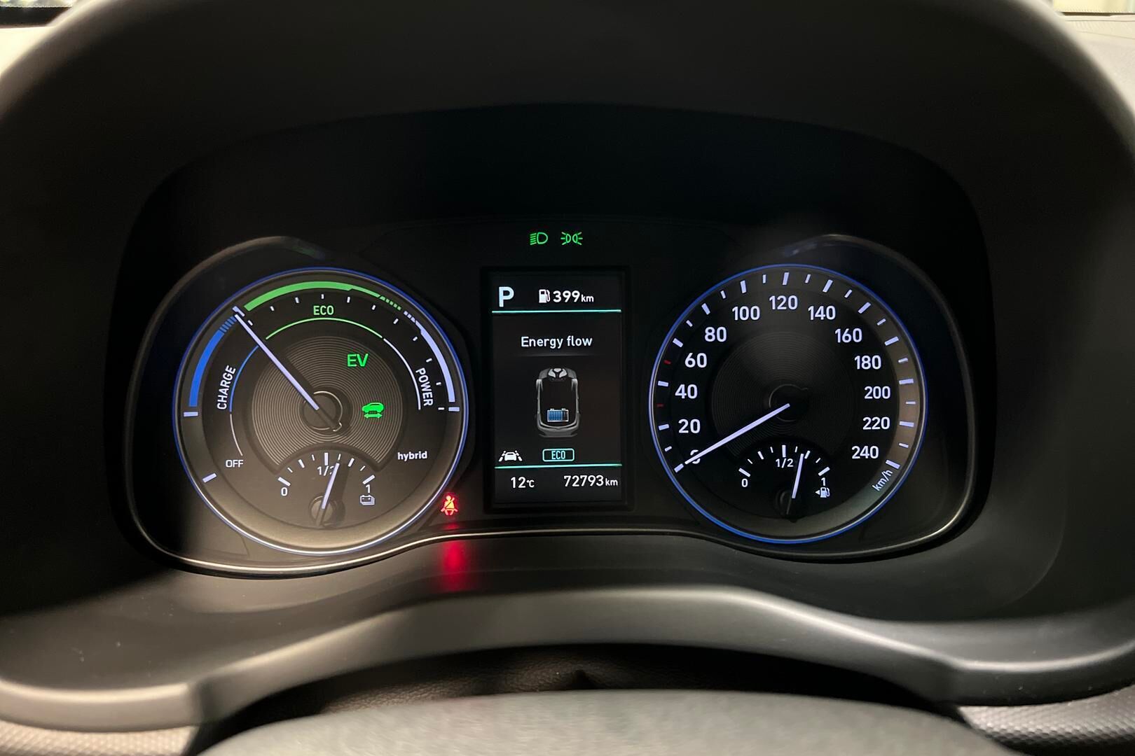 Hyundai KONA iso kuva 14