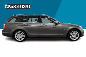 Mercedes-Benz C esikatselu 2