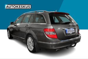 Mercedes-Benz C esikatselu 4