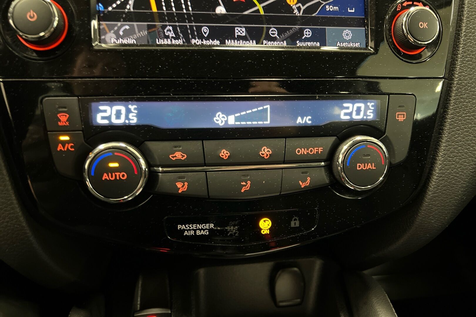 Nissan Qashqai iso kuva 9