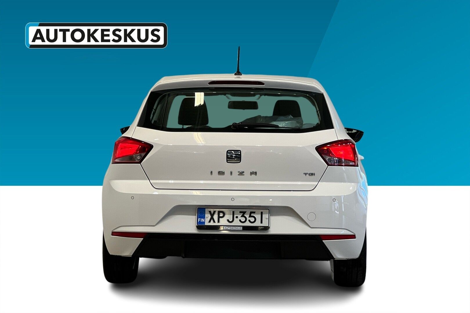 Seat Ibiza iso kuva 4