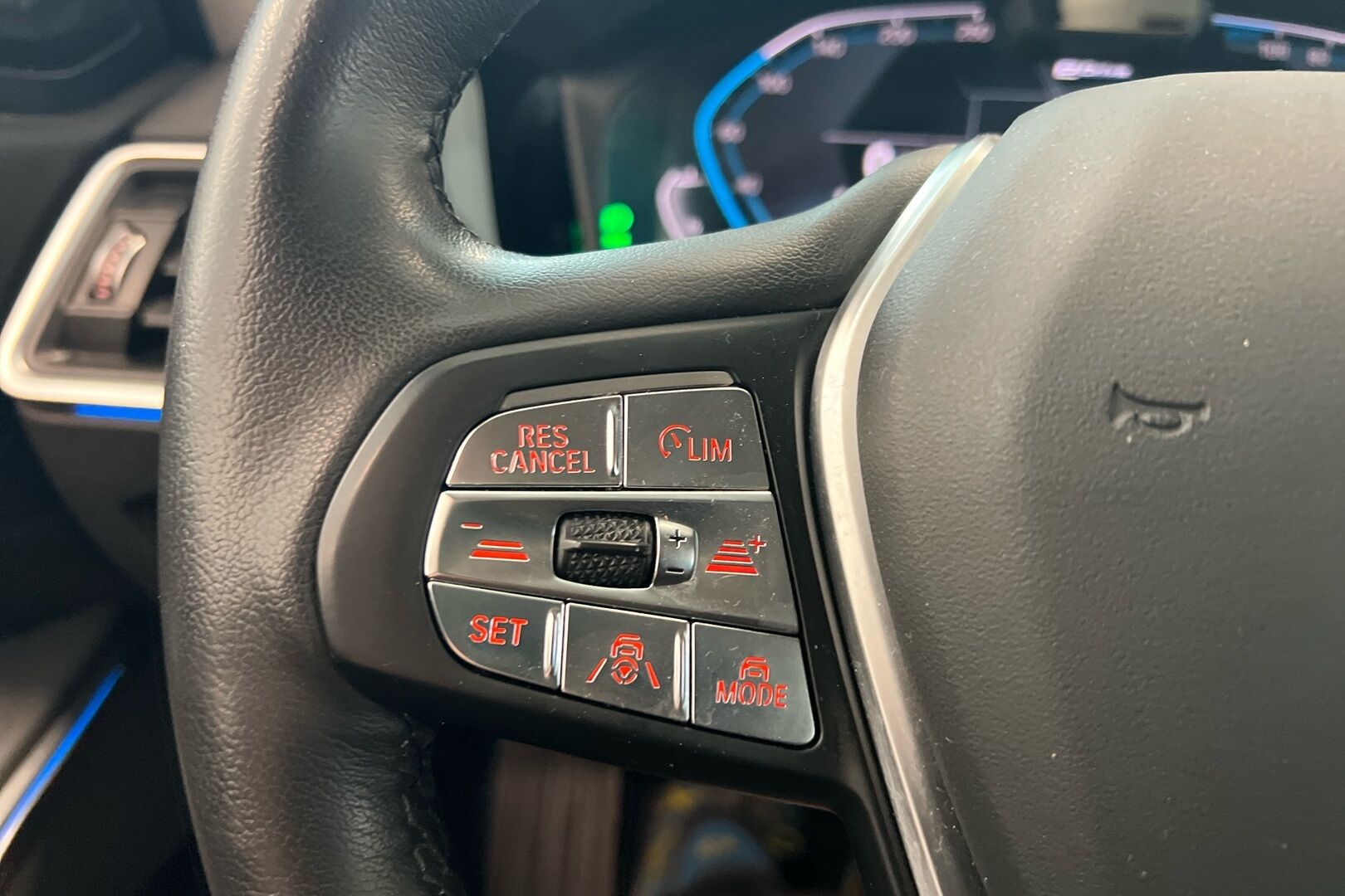 BMW 3-sarja iso kuva 17