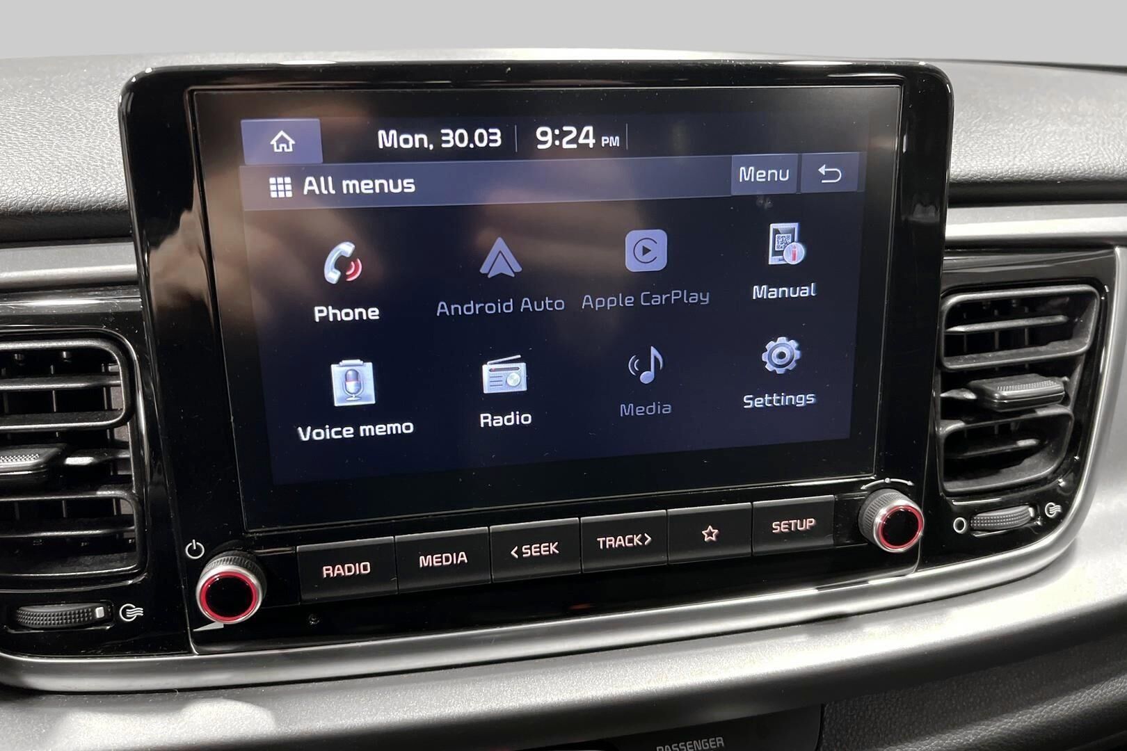 Kia Rio iso kuva 17