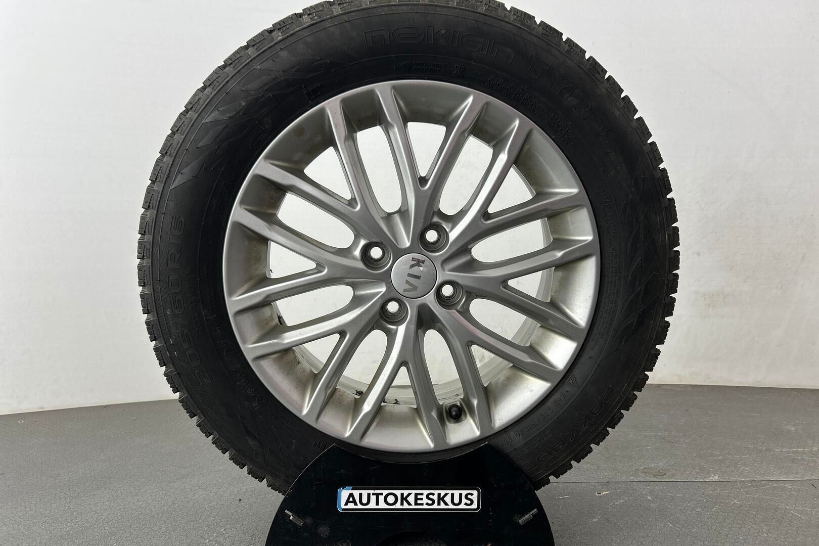 Kia Stonic iso kuva 9