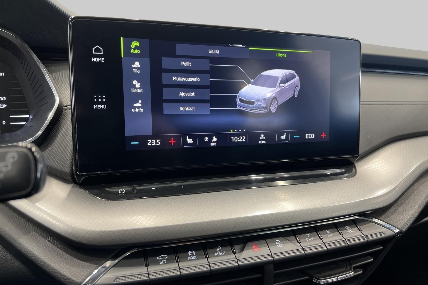 Skoda Octavia iso kuva 22