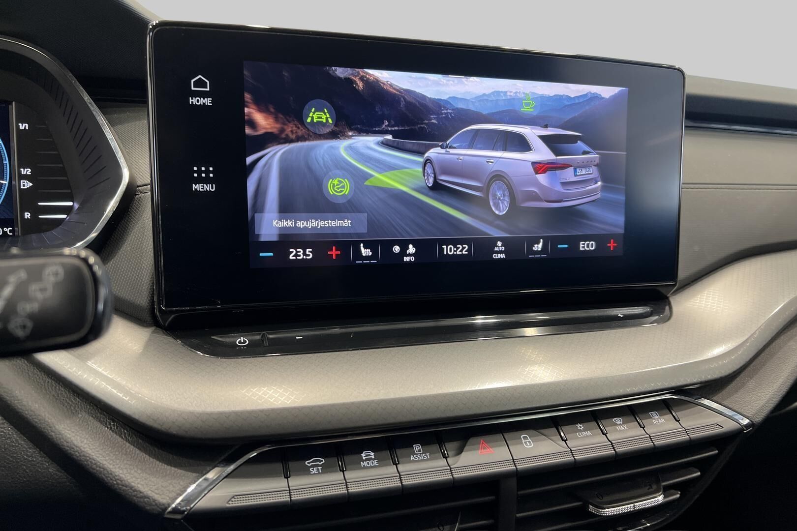 Skoda Octavia iso kuva 24