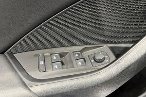 Skoda Octavia esikatselu 32