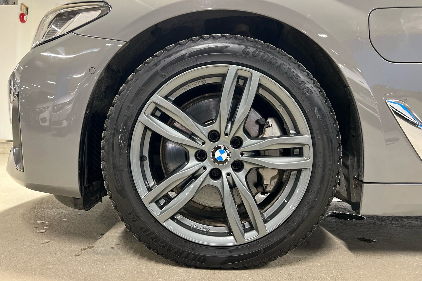 BMW 5-sarja iso kuva 11