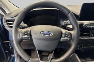 Ford Kuga esikatselu 17