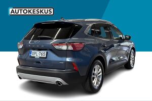 Ford Kuga esikatselu 5
