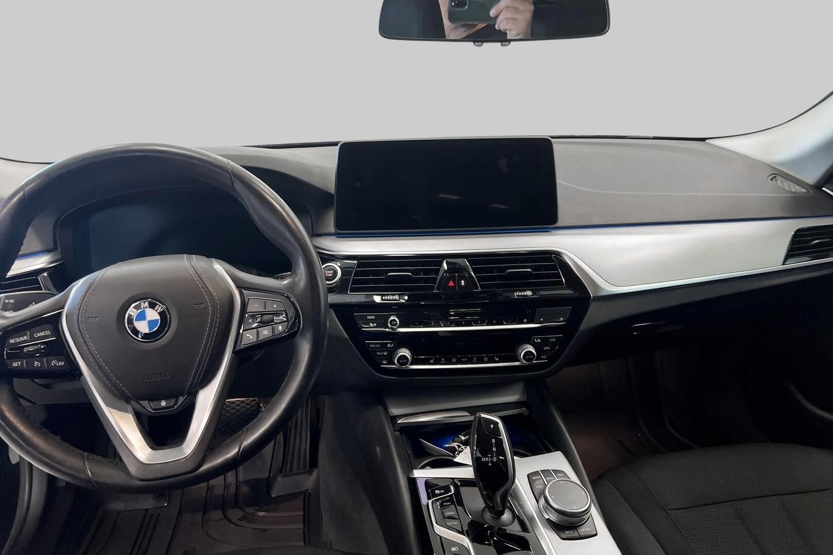 BMW 5-sarja iso kuva 9