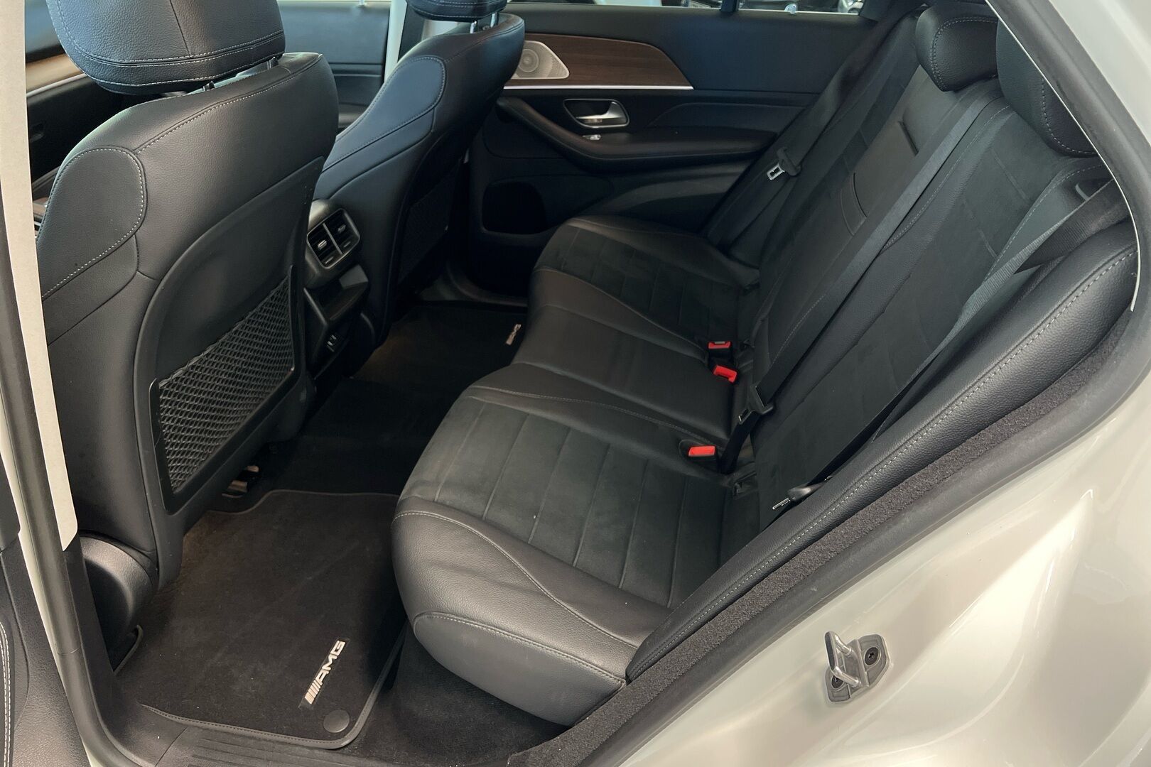 Mercedes-Benz GLE iso kuva 8