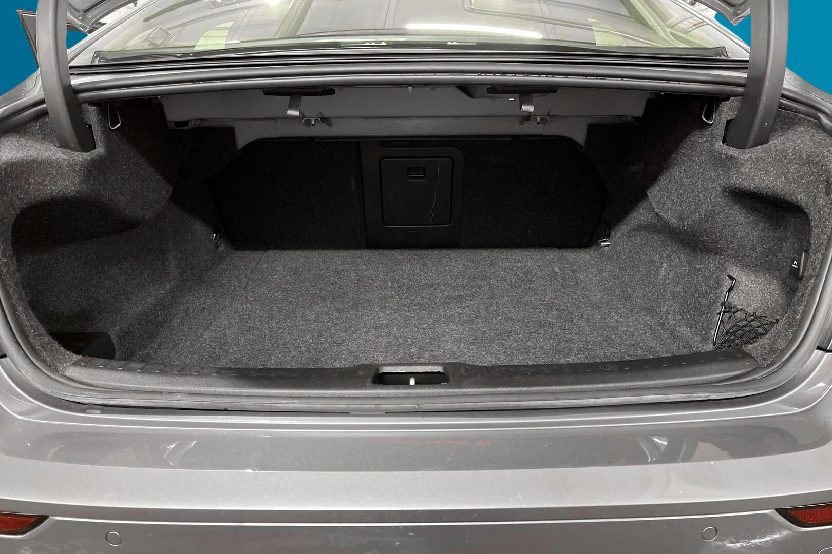 Volvo S60 iso kuva 12