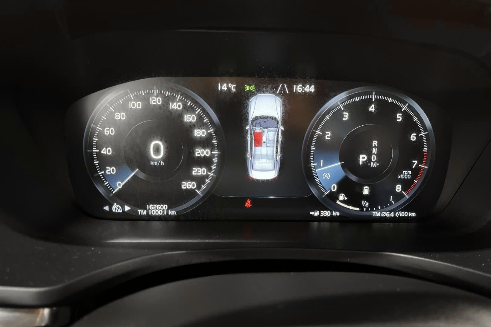 Volvo S60 iso kuva 15