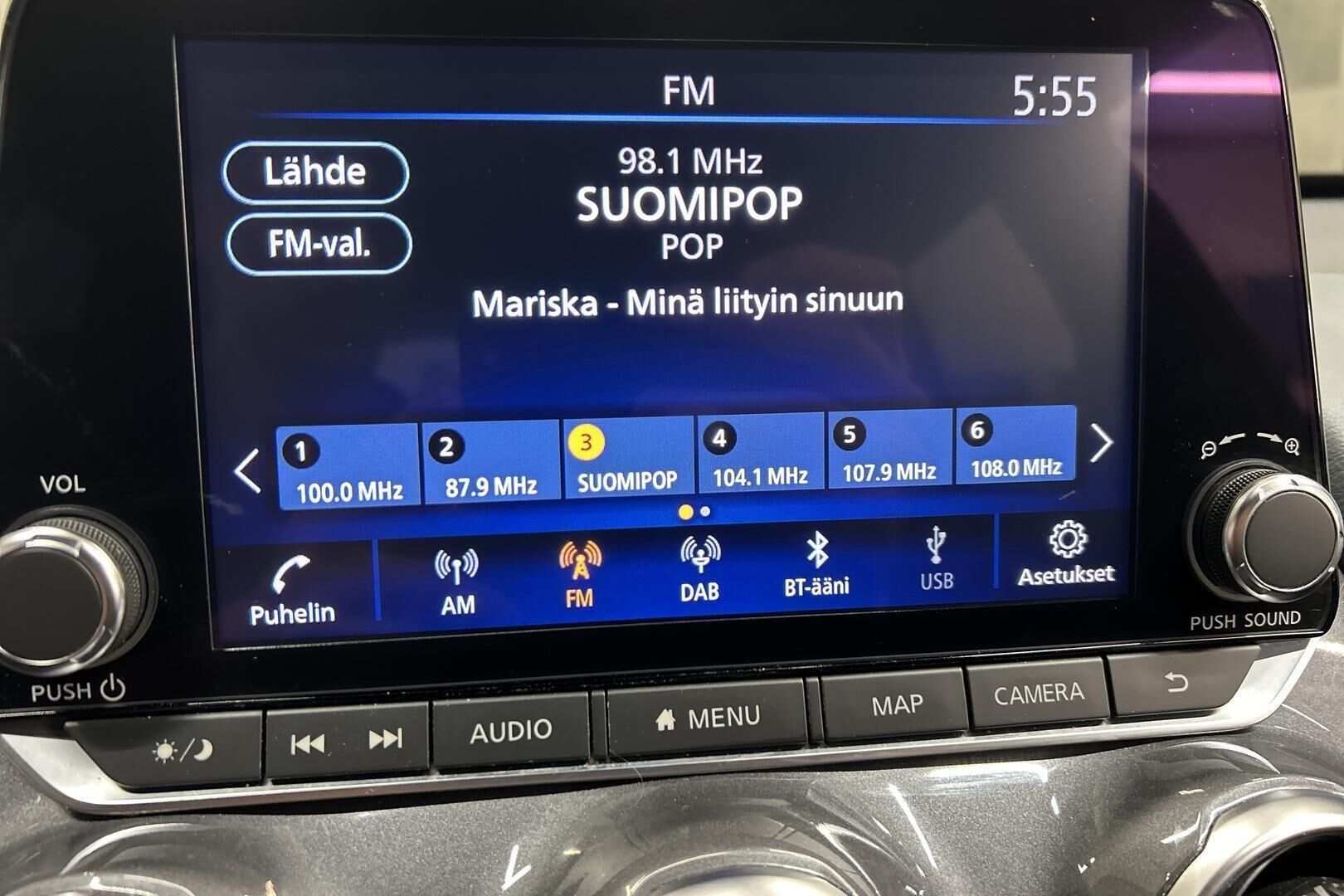 Nissan Juke iso kuva 15