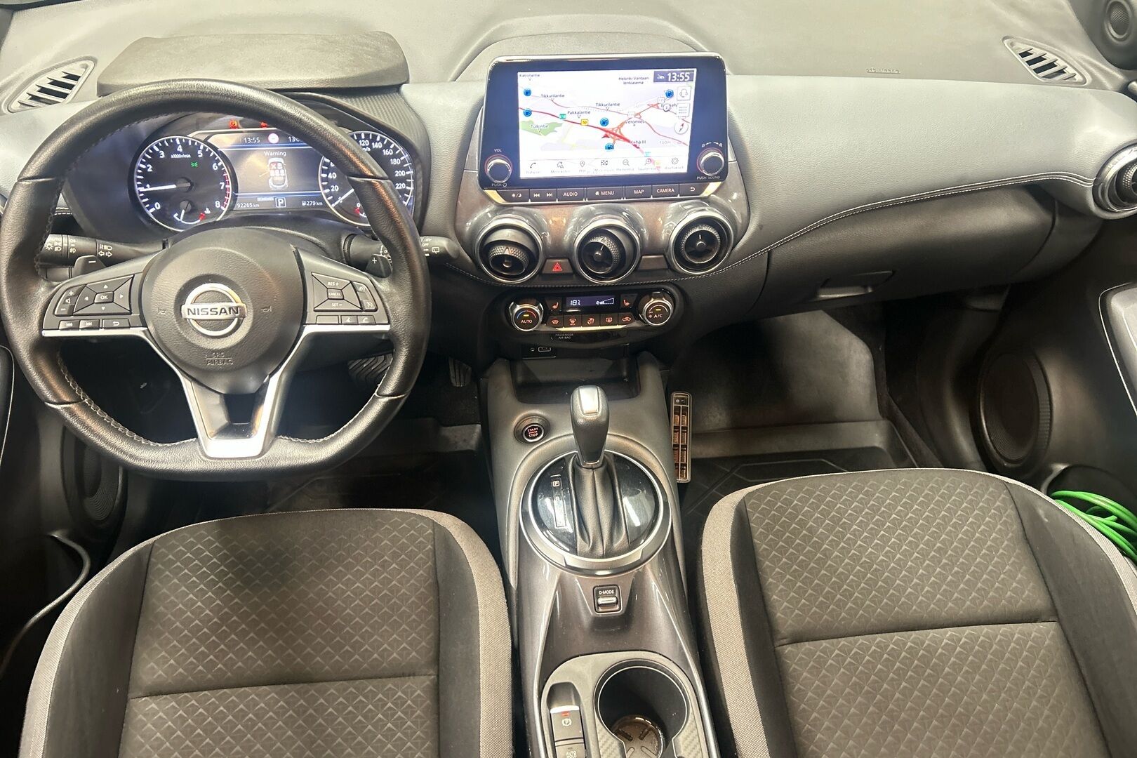 Nissan Juke iso kuva 5