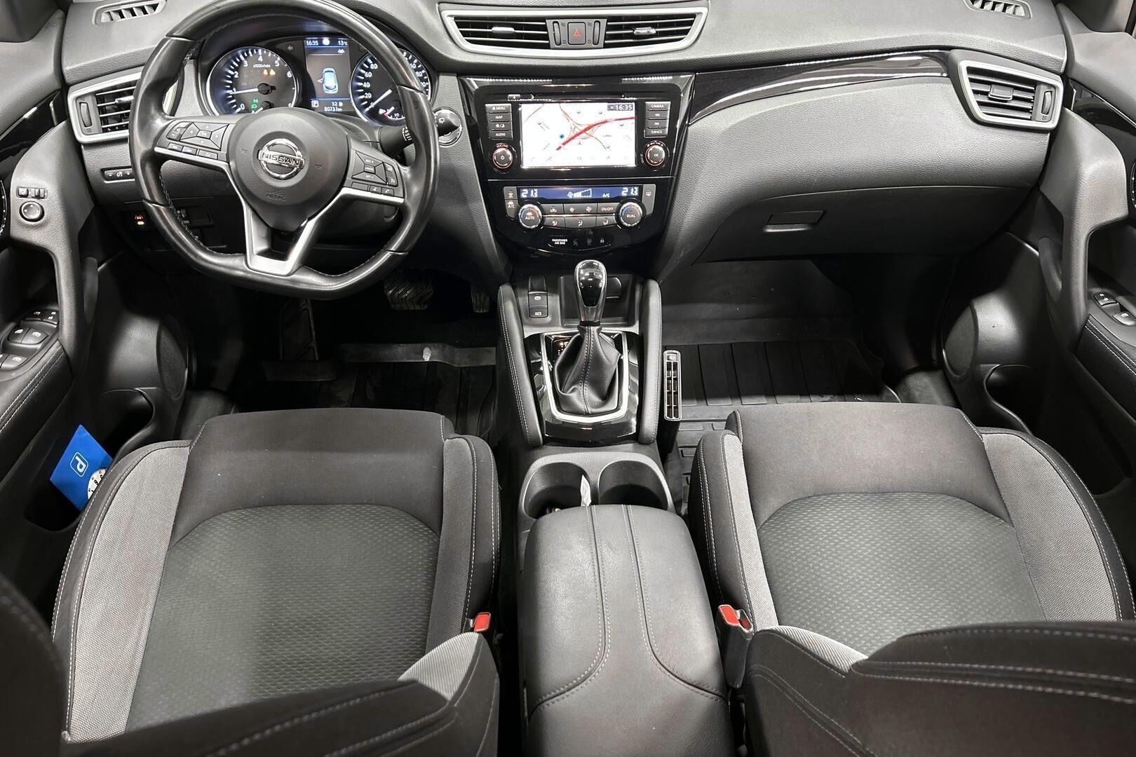 Nissan Qashqai iso kuva 9