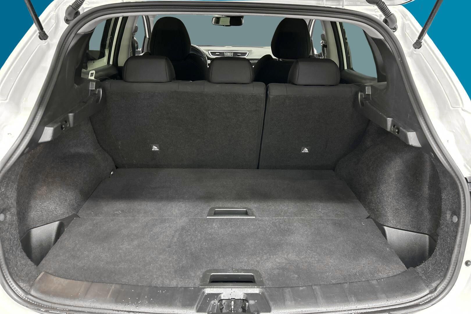 Nissan Qashqai iso kuva 10