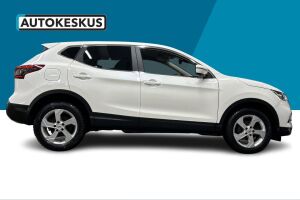 Nissan Qashqai esikatselu 2