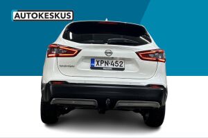 Nissan Qashqai esikatselu 4