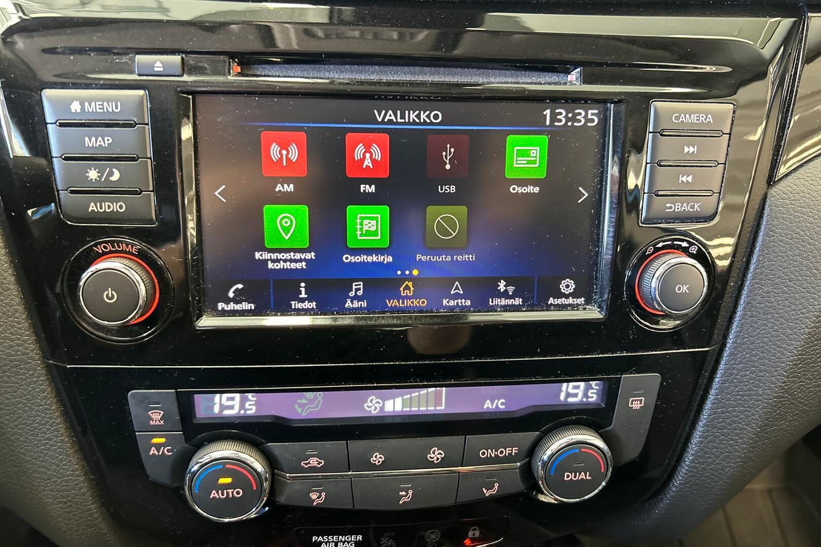 Nissan Qashqai iso kuva 15