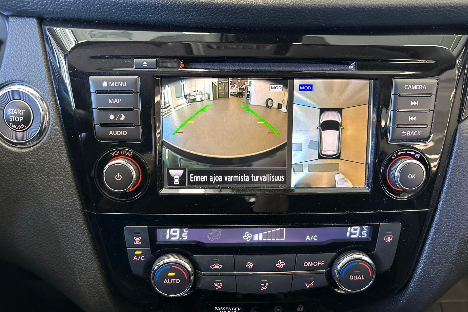 Nissan Qashqai iso kuva 17