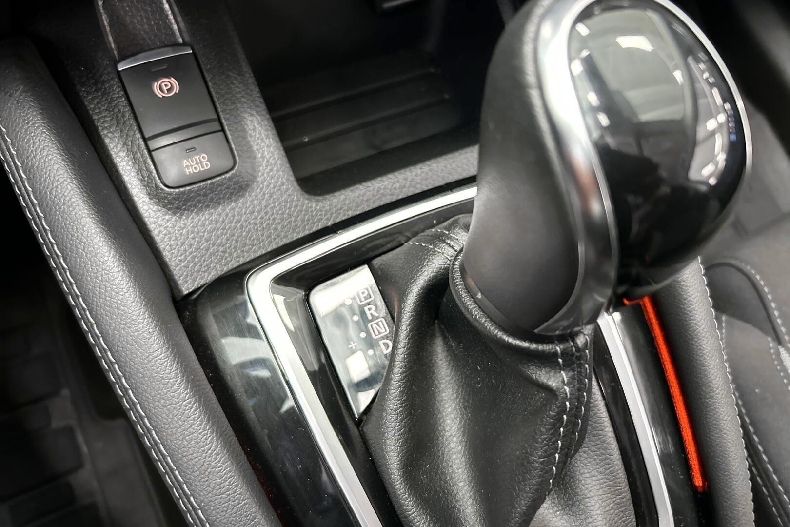 Nissan Qashqai iso kuva 20